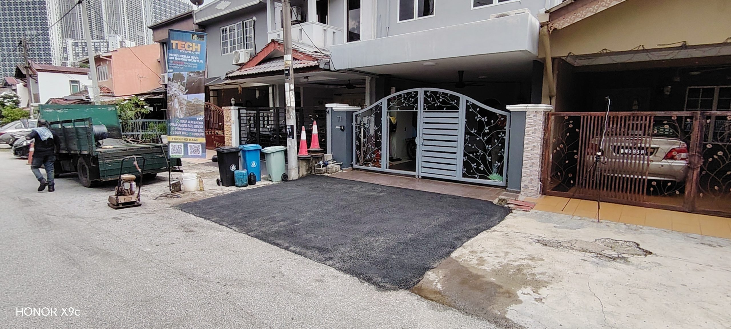 Hasil selepas kerja premix depan rumah siap